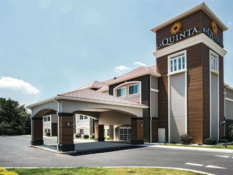מלון La Quinta By Wyndham צ'יימברסבורג מראה חיצוני תמונה